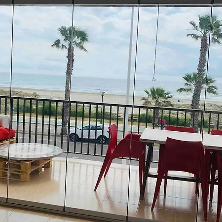 Frente Al Mar Apartment *